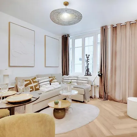 Cozy Studio In The Vibrant Heart Of Apartment Paris